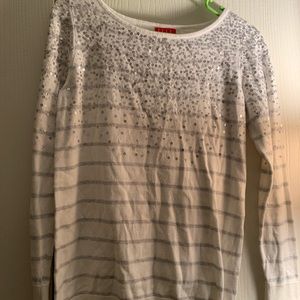 Long sleeve women’s top